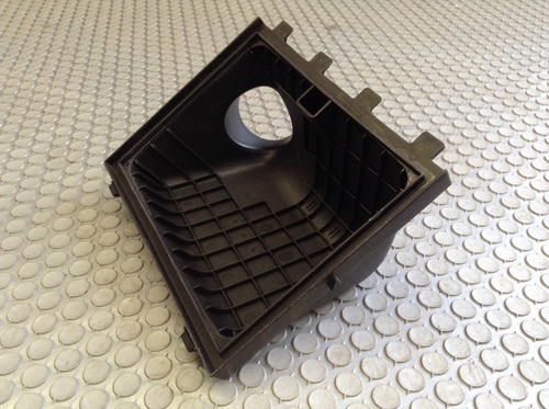 Tapa Filtro Aire Jeep Liberty 3.7 Aut Mod 08-12 Original (Usado)
