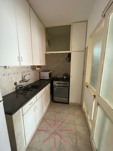 Imagen 8 de 13 de Venta Apartamento 2 Dormitorios Edificio Islamar. Playa Brava - Punta Del Este