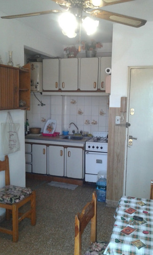 Imagen 2 de 7 de Vendo Departamento Pleno Centro De Santa Teresita