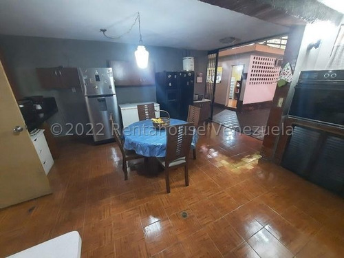Imagen 4 de 15 de Casa En Venta Chuao 23-4748 Wolfgang Liaz 0414-132-24-22 0412-582-01-12