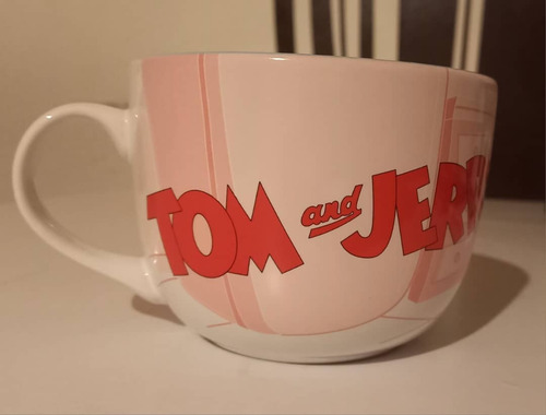 Taza Grande Tipo Sopera Tom Y Jerry - Parque Warner España