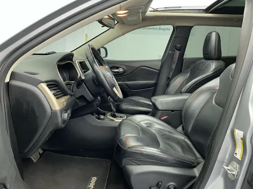 Jeep Cherokee 3.2 Longitude