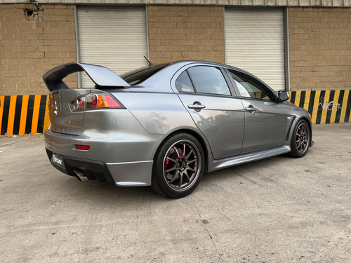 Mitsubishi Lancer Evolution X GSR manual