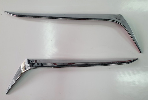Accesorios Cromados Farolas Chevrolet Tracker
