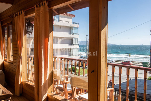 Casa En Venta De 14 Dorm. En Viña Del Mar