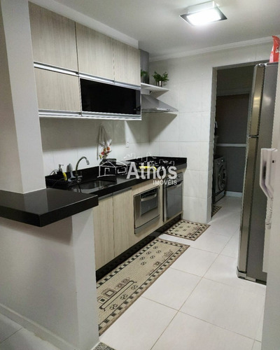 Sobrado Em Condomínio Com 3 Dormitórios(1 Suíte), Wc. Social, Sala 2 Ambientes, Cozinha Planejada, A.s. Planejada, Área Gourmet Com Churrasqueira, 2 Vagas De Garagem. Móveis Planej - Sb00637 - 692853