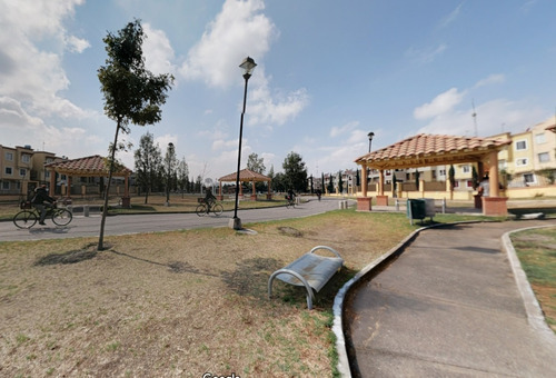 Bonita Y Amplia Casa, Excelente Ubicación En Fracc. Real De Verona, Muy Cerca Del Mexibus, Aifa Y Cdmx -no Créditos- Jagr