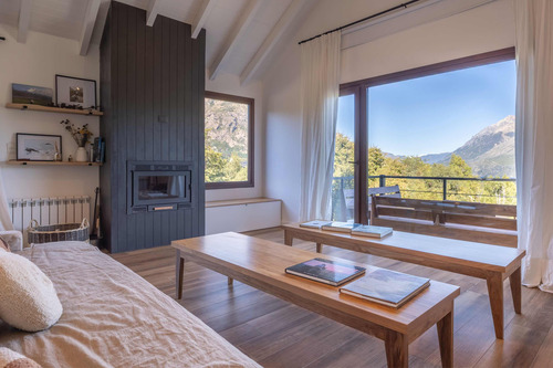 Increíble Casa Con Vista Al Lago Gutiérrez Y Cerro Catedral