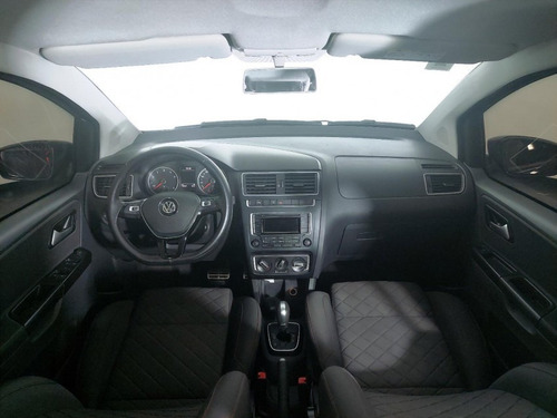 Imagem 13 de 15 de 179353 - Volkswagen Spacefox 2015 Com Garantia