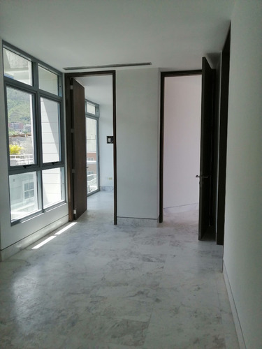 Apartamento En Venta Urb. La Castellana 19672