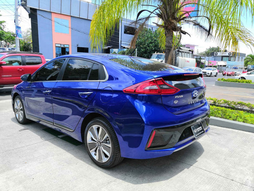 Imagen 3 de 10 de Hyundai Ioniq 2019 5p Limited Hibrido L4/1.6 Aut