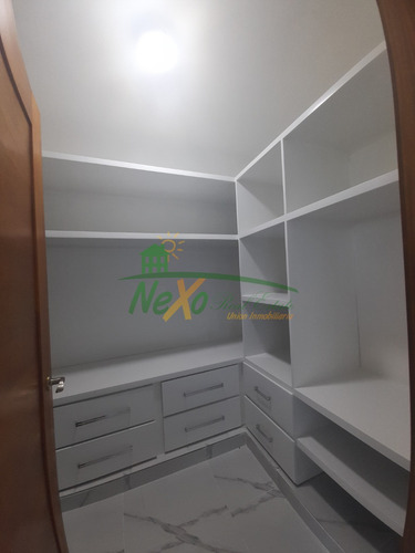 Casa En Venta Exclusivo Residencial Cerrado, Santiago (hfc-205)