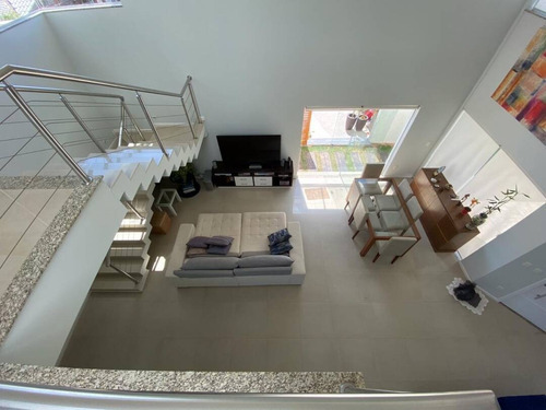 Imagem 6 de 15 de Casa Aconchegante 5 Dormitórios Em Condomínio Fechado No Campeche - 4039