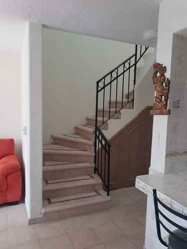 Bonita Casa A 3 Minutos De La Costera!!
