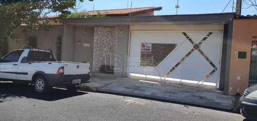 Imagem 1 de 6 de Venda De Casas / Padrão Na Cidade De Araraquara 5724