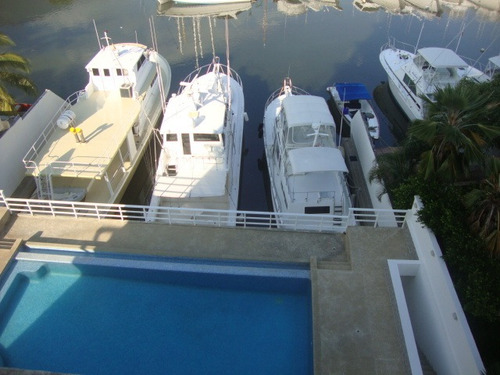 Imagen 4 de 14 de Vendo Muelle Y Apartamento Exclusivo En Caraballeda