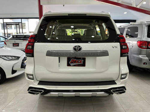 Imagen 8 de 14 de Toyota Prado Vx