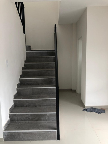 Imagen 19 de 30 de Greenville 2, Duplex En Venta De 3 Dormitorios, Cochera Doble, Patio Con Asador