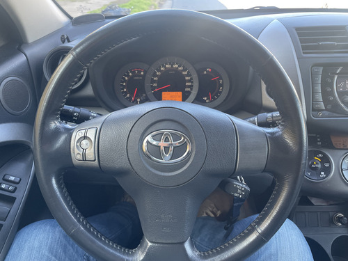 Toyota RAV4 2.4 4x2 At