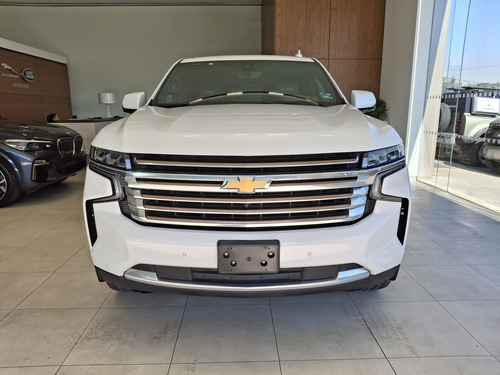 Chevrolet Suburban HIGH COUNTRY 5.4L 4X4