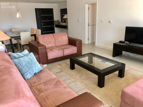 Apartamento En Venta Y Alquiler Torre Manhattan. Punta Del Este. Aidy Gril.