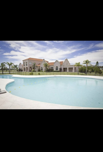 Oportunidad - Lote En Barrio La Reserva Escondida , Area 60, Sup. 2478 M2, Enorme. (como Si Fueran 4 Lotes De 600 M2, Pero Es Uno Solo)