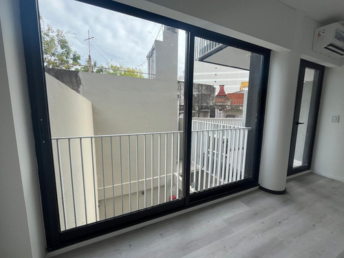 Edificio De Categoria Sum Coworking Balcon