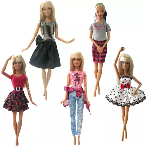 Kit Atacado 5 Casual Roupas + 5 Sapatos Para Boneca Barbie