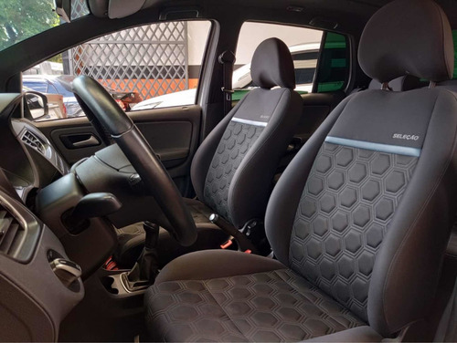 Imagem 8 de 15 de Volkswagen Fox 2014 1.6 Vht Seleção Total Flex 5p