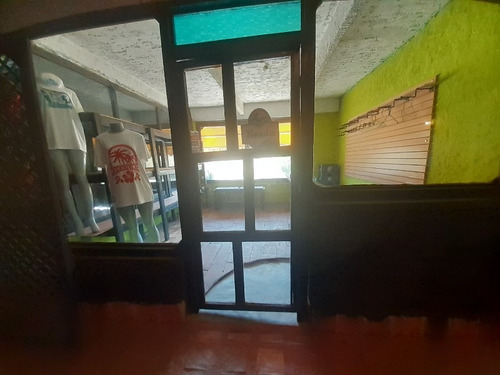 Se Vende Hotel Tucacas & Spa Boca De Aroa, Falcon. Operativo