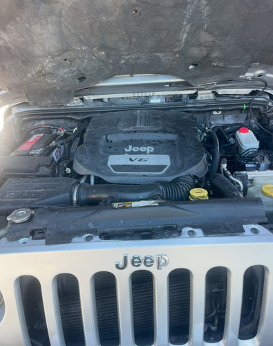 Jeep Wrangler Sahara 2014