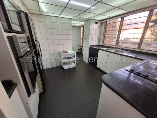 Bello Y Amplio Apartamento En Alquiler En Santa Eduvigis