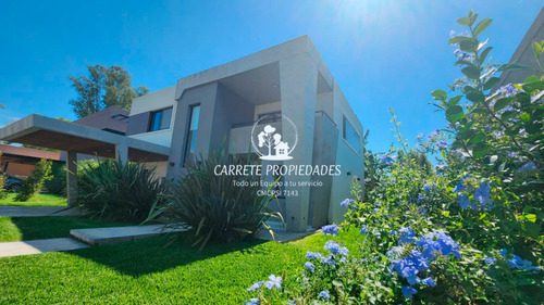 Venta Casa 4 Ambientes Con Pileta. Lista Para Mudarte! Santa Elena