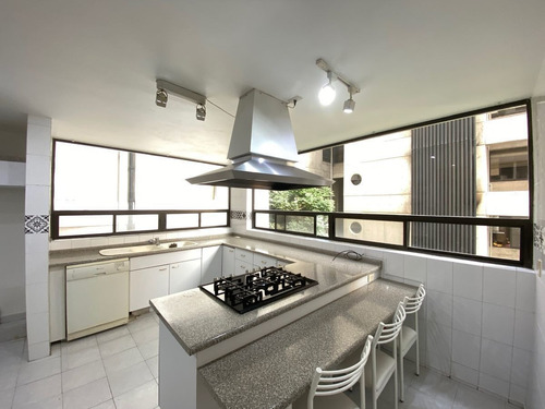 Imagen 6 de 26 de Venta De Departamento En Bosque De Toronjos