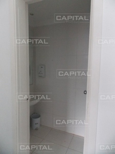 Local En Alquiler En Calle 20 Punta Del Este - Ref: 28002