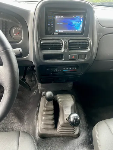 Nissan Frontier 3.0 Std D22