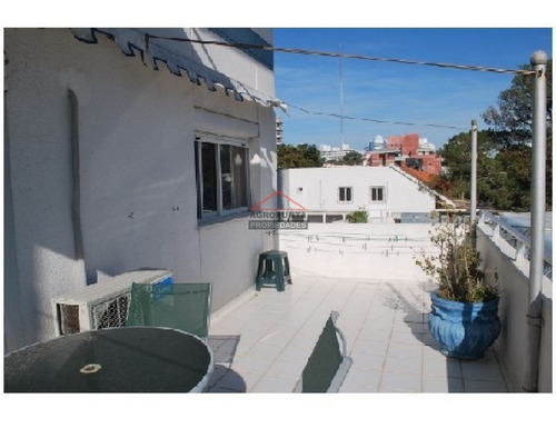 Apartamento En Aidy Grill, 2 Dormitorios *- Ref: 3001