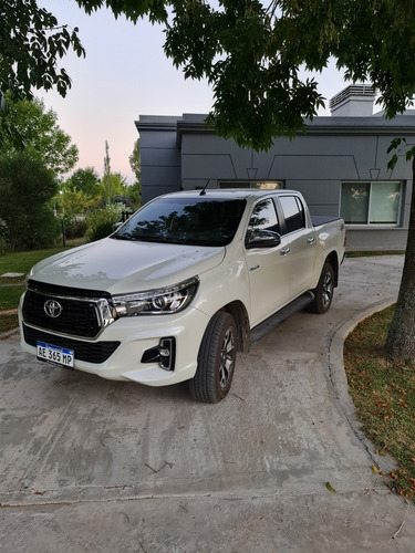 Toyota Hilux 2.8 Cd Srx 177cv 4x4 At 2020