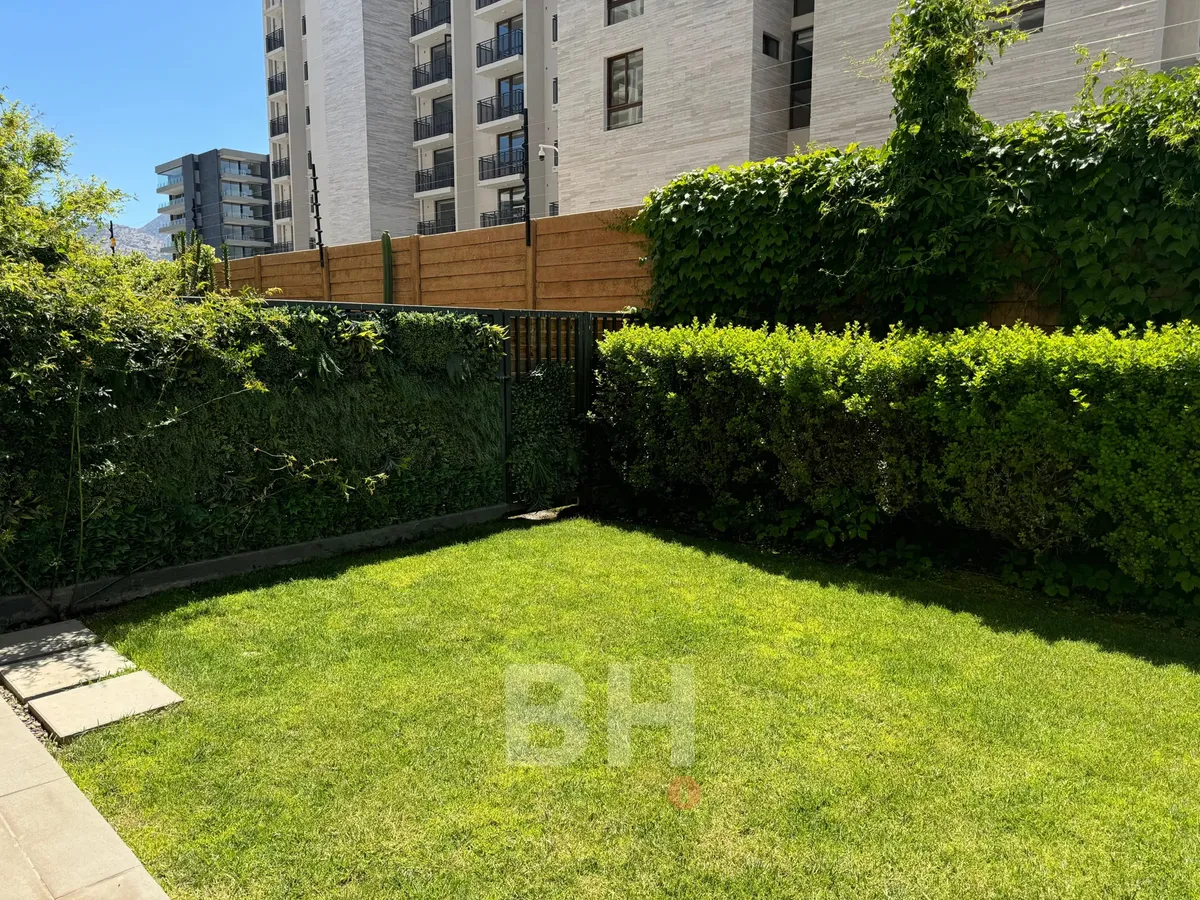 Imagen 2 de 24 de Tríplex 4d 5b + Subterráneo Y Jardín En La Dehesa Central