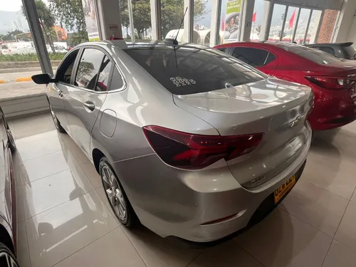 Chevrolet Onix 1.0T Premier At