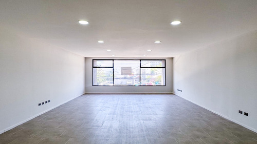 Arriendo De Amplio Local Comercial En Centro De Los Ángeles.