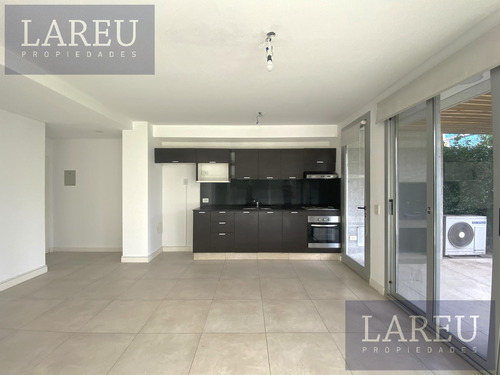 Departamento Con Jardin De 2 Dormitorios En Venta En Vilahaus, Pilar