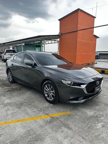 Mazda 3 2.0 Touring