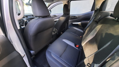 Imagen 14 de 15 de Renault Alaskan 2.3 Emotion 4x2 Durzo Automoviles