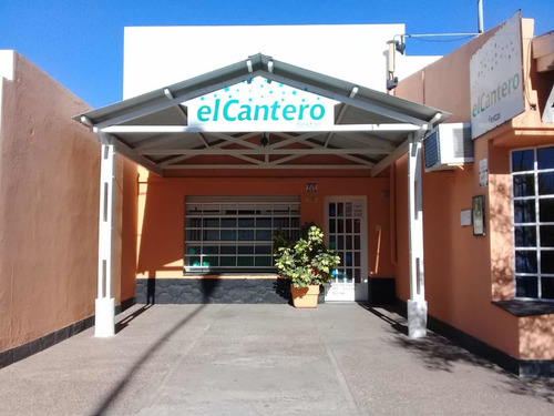 Venta-permuta Dos Locales Comerciales Sixto Laspiur 1170