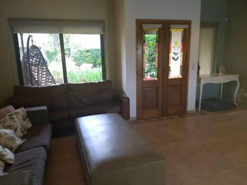 Imagen 3 de 8 de Casa Venta Country - Barrio Privado Banco Provincia - Rodgriguez