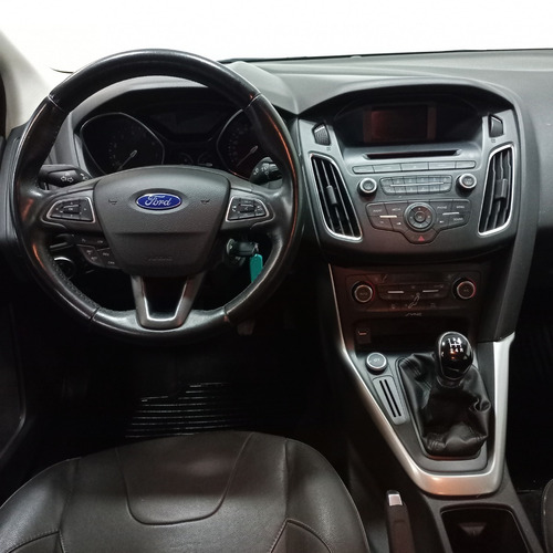 Imagen 10 de 16 de Ford Focus Se 2.0l Mt 4p