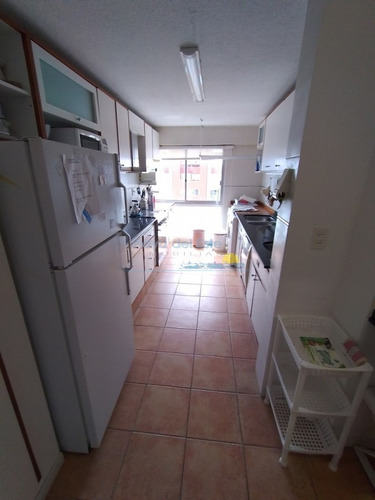 Apartamento En Zona De Peninsula Con Hermosa Vista A Playa Brava - Ref: 11575