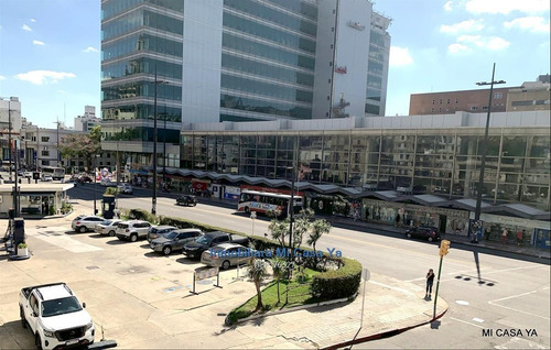 Imagen 13 de 17 de Venta Oficina Cordón Con Portería 24hs,vista Despejada