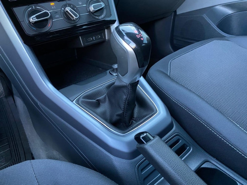 Volkswagen T-Cross 1.0 200 TSI TOTAL FLEX AUTOMÁTICO